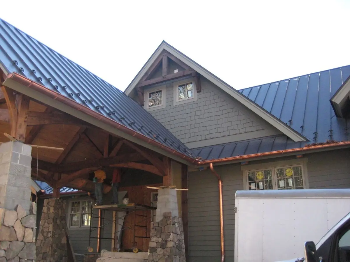 Craftsman Roofing team delivering quality roofing work in Shadow Wood